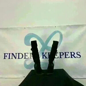 Mudd women’s knee-high boots, size 8 medium